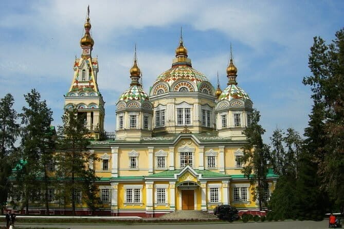 Day 02 - Almaty City & Mountain Escape